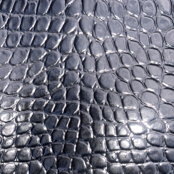 Liz Claiborne Faux Crocodile Leather Bag - Picture 12 of 17